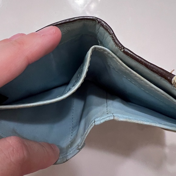 Vintage Coach Tan Leather Women's Wallet - Picture 5 of 5